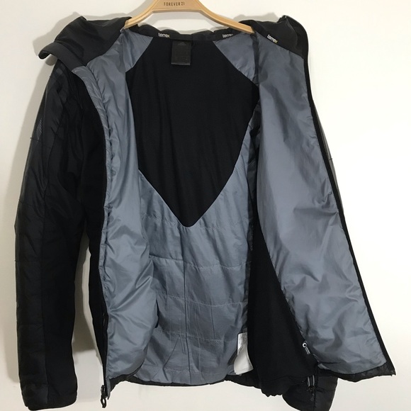 Adidas Team Canada Jacket/Windbreaker - Picture 7 of 9